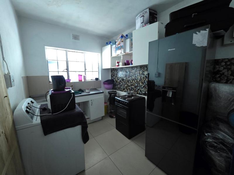 2 Bedroom Property for Sale in Maitland Western Cape